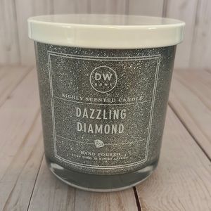 SOLD! DW Home ‘DAZZLING DIAMOND’ Candle